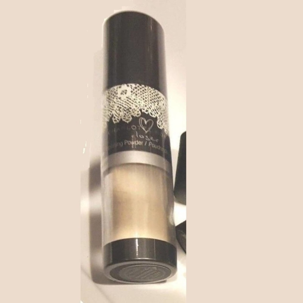 Charlotte Ronson Closer Finishing Powder Rashida - Picture 2 of 3